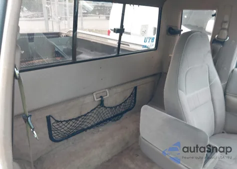 1997 Mazda B4000 Cab Plus z USA, uszkodzony, nr VIN 4F4CR16X4VTM04672